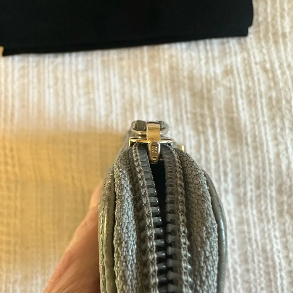 Chanel Caviar Small Boy Wallet - Picture 6 of 14